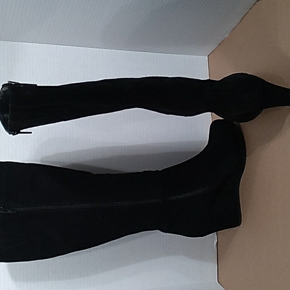 CARVELA LEATHER BOOTS BY KURT GEIGER - Picture 4 of 9